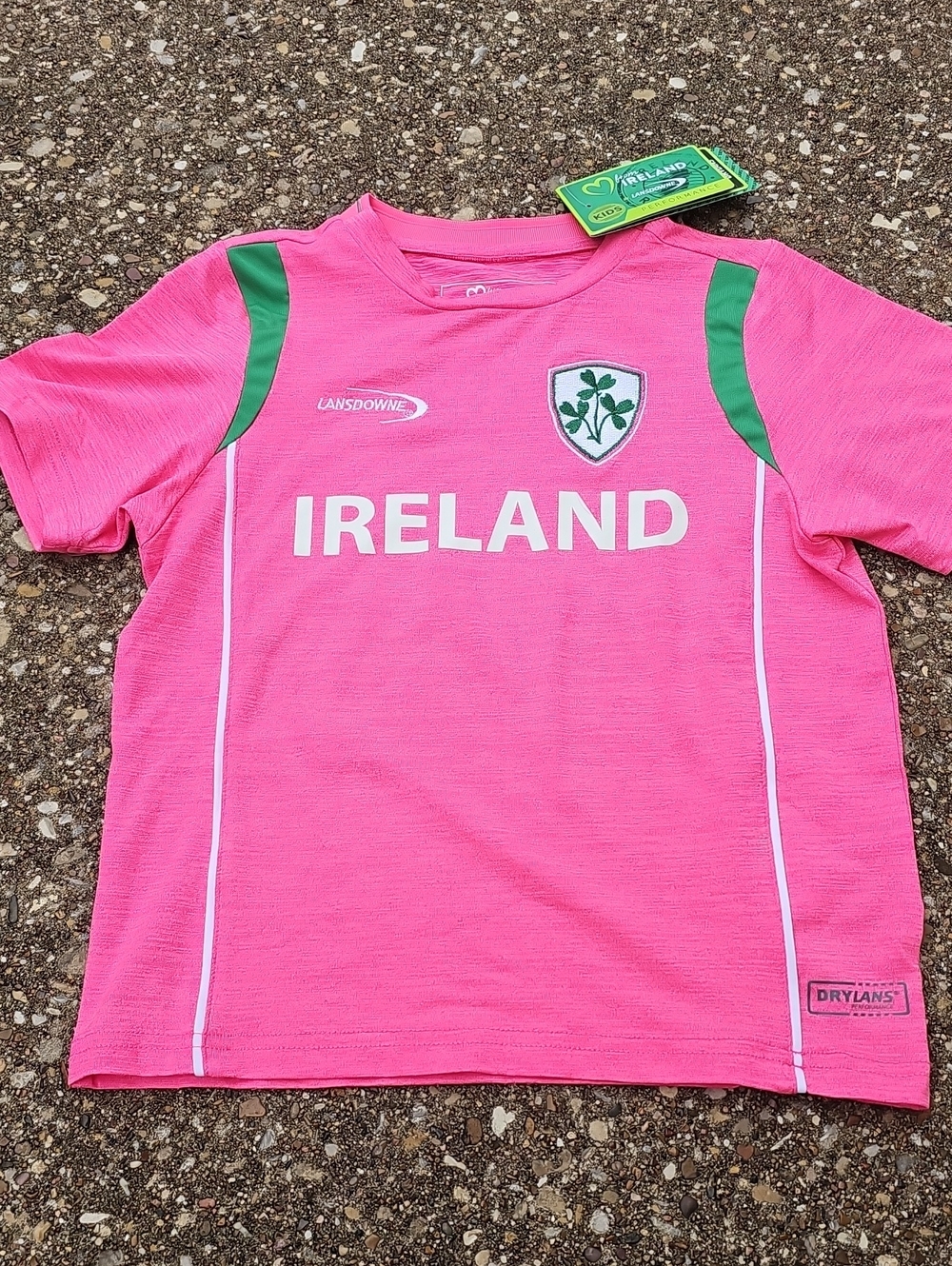 Ireland Kids' Pink Soccer Jersey with Green Accents Lansdowne Shamrock 3/4